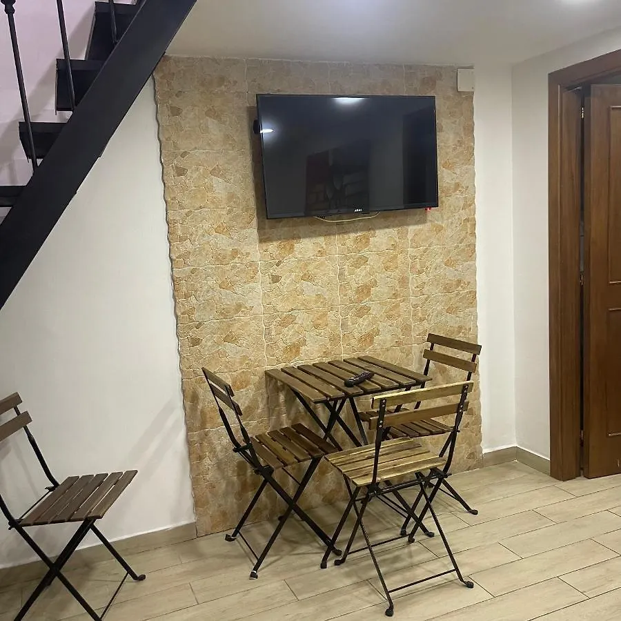 Caravaggio Home نابولي